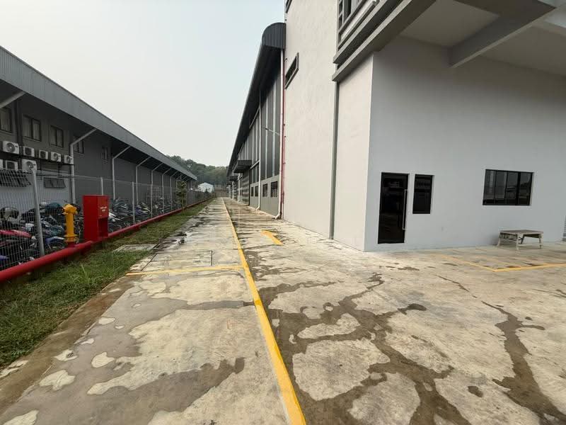 Gudang untuk Disewa di Shah Alam (Selangor) - Alex Lee - Exterior - PropertyGuru.com.my