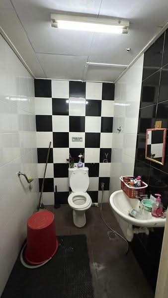 Shop / Office for Rent in Ipoh (Perak) - Mandy Phang - Bathroom - PropertyGuru.com.my