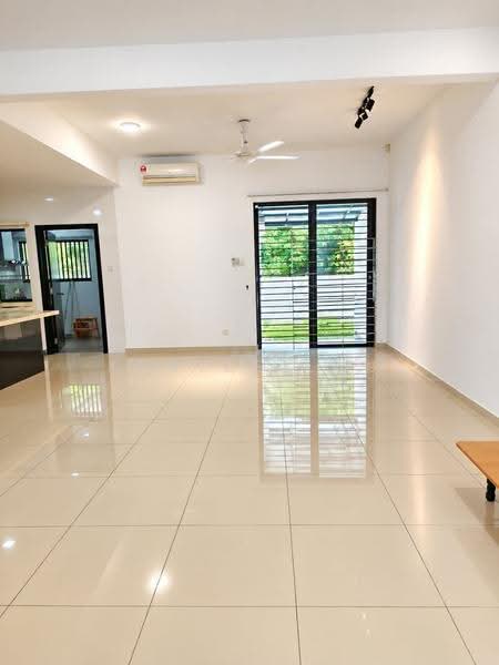 2-storey Terraced House for Sale in Jade Hills (Kajang) - Janice Lau - Living Room - PropertyGuru.com.my