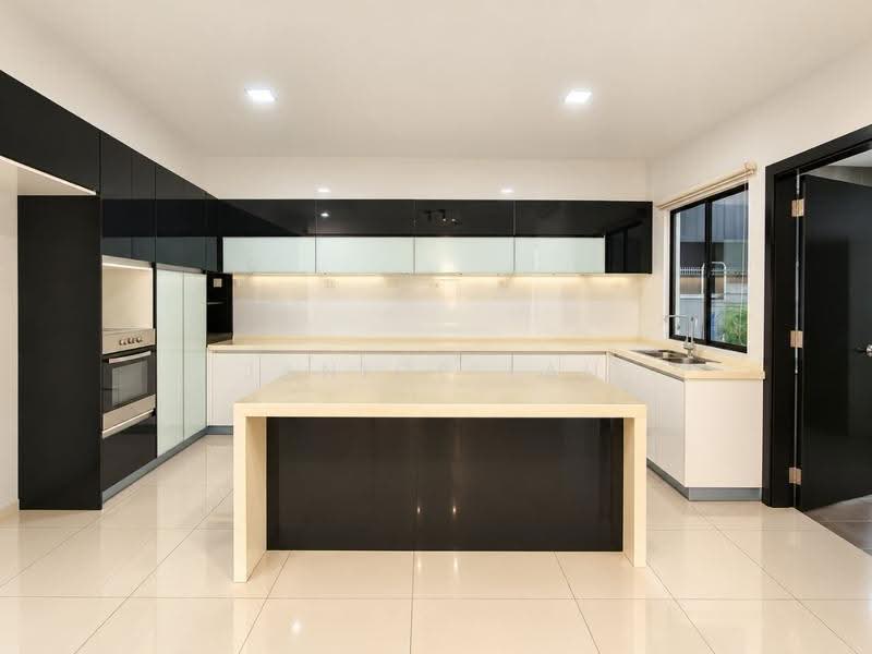 2-storey Terraced House for Sale in Jade Hills (Kajang) - Janice Lau - Kitchen - PropertyGuru.com.my