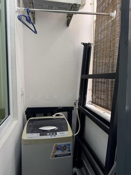 Kediaman Servis untuk Disewa di Mesahill - Bryan Cheng - Balcony - PropertyGuru.com.my