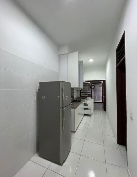 Service Residence for Sale at The Sky Executive Suites - Lim Tze Jie - Kitchen - PropertyGuru.com.my