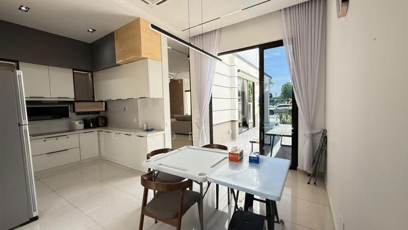 2-storey Terraced House for Sale in Taman Ekoflora (Johor Bahru) - Chloe Chin - Kitchen - PropertyGuru.com.my