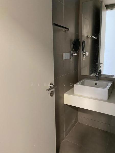 Condominium for Rent at Vivo Residential Suites - Alex Low - Bathroom - PropertyGuru.com.my