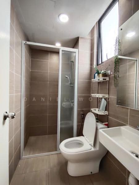 Kediaman Servis untuk Disewa di Lexa Residence @ The Quartz WM - Daniel Wong CK - Bathroom - PropertyGuru.com.my