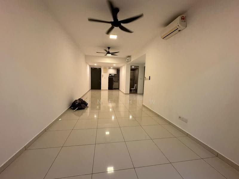 Kondominium untuk Disewa di Infiniti 3 Residences - Jane Hew - Living Room - PropertyGuru.com.my