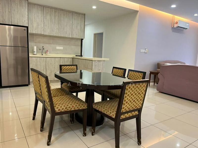 Kediaman Servis untuk Dijual di You Residences @ You City - Camie Hoo - Kitchen - PropertyGuru.com.my