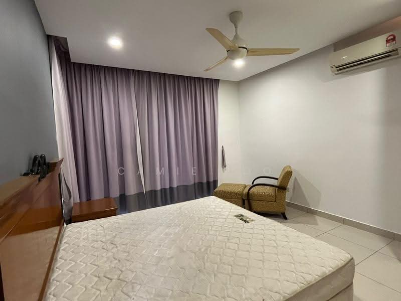 Kediaman Servis untuk Dijual di You Residences @ You City - Camie Hoo - Bedroom - PropertyGuru.com.my