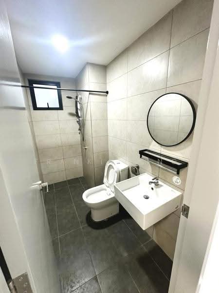 Kediaman Servis untuk Disewa di M Luna - Frankie Sing - Bathroom - PropertyGuru.com.my