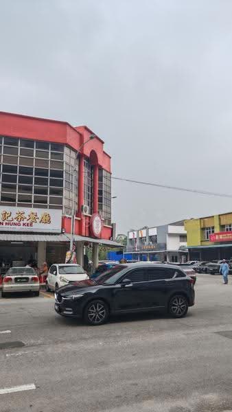 Shop for Sale in Bandar Pinggiran Subang (Shah Alam) - Wei Har Chen - Exterior - PropertyGuru.com.my