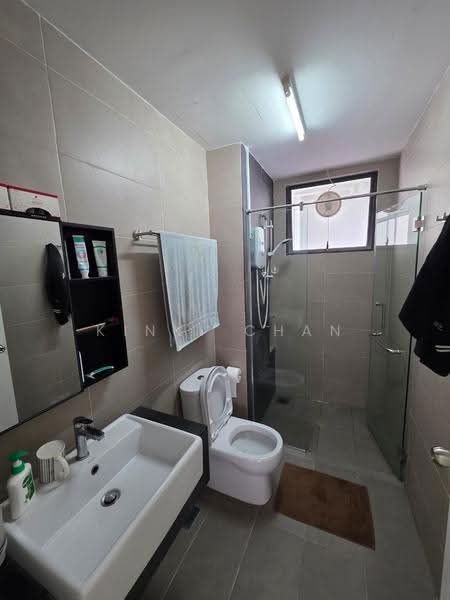 Kediaman Servis untuk Dijual di You Residences @ You City - KINKI CHAN - Bathroom - PropertyGuru.com.my