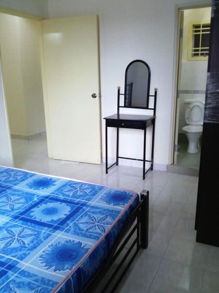Pangsapuri untuk Dijual di Bayu Puteri 2 - Gyden Heng - Bedroom - PropertyGuru.com.my