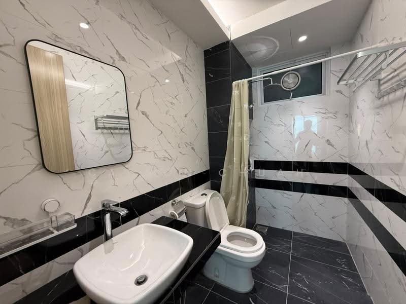 Kondominium untuk Disewa di QuayWest Residence - Carson Chuah - Bathroom - PropertyGuru.com.my