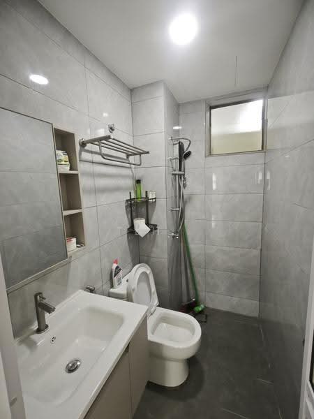 Kondominium untuk Dijual di Residensi Zamrud - Teh . - Bathroom - PropertyGuru.com.my