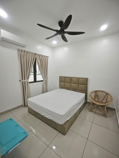 Kondominium untuk Dijual di Residensi Zamrud - Teh . - Bedroom - PropertyGuru.com.my