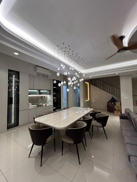 Semi-Detached House for Rent in Telok Panglima Garang (Selangor) - Alex Lee - Dining Room - PropertyGuru.com.my