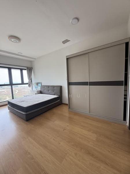 Condominium for Rent at Bay Point @ Country Garden Danga Bay - Jee Hui - Bedroom - PropertyGuru.com.my