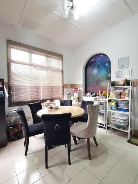 Rumah Teres 1-Tingkat untuk Dijual di Taman Pelangi Indah (Ulu Tiram) - Iden Tan - Dining Room - PropertyGuru.com.my