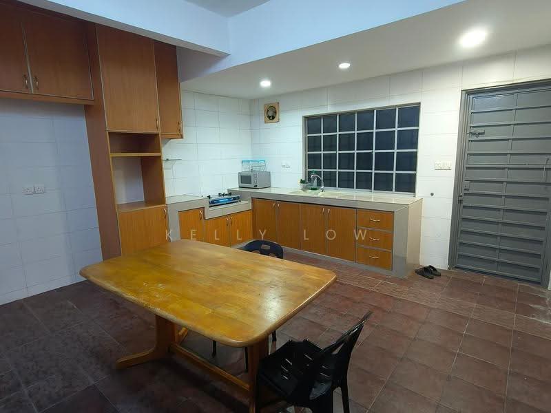 2-storey Terraced House for Rent in BANDAR PUCHONG JAYA (Puchong) - Kelly Low - Kitchen - PropertyGuru.com.my