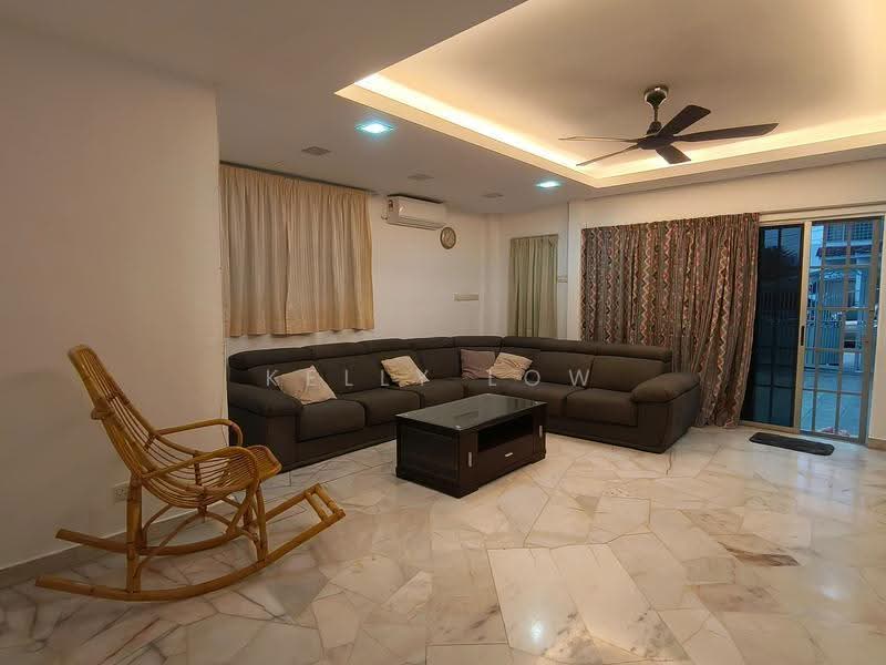 2-storey Terraced House for Rent in BANDAR PUCHONG JAYA (Puchong) - Kelly Low - Living Room - PropertyGuru.com.my