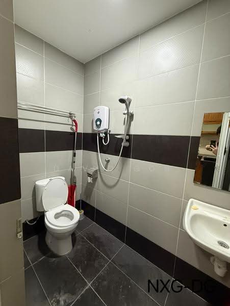 Rumah Teres untuk Dijual di Seksyen 32, Kemuning Green Ville (Shah Alam) - David Goh - Bathroom - PropertyGuru.com.my