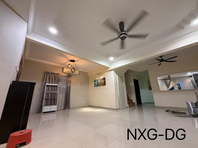 Rumah Teres untuk Dijual di Seksyen 32, Kemuning Green Ville (Shah Alam) - David Goh - Living Room - PropertyGuru.com.my