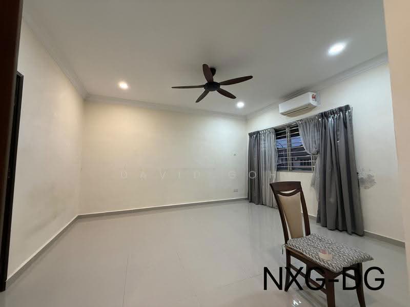 Rumah Teres untuk Dijual di Seksyen 32, Kemuning Green Ville (Shah Alam) - David Goh - Living Room - PropertyGuru.com.my