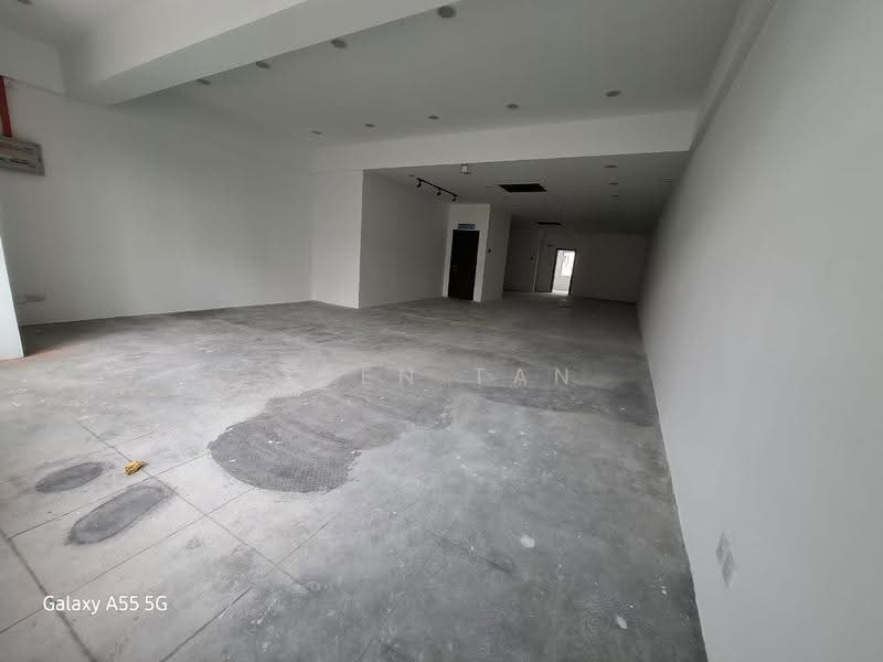 Shop / Office for Sale in Bandar Indahpura (Kulai) - Iden Tan - Interior - PropertyGuru.com.my