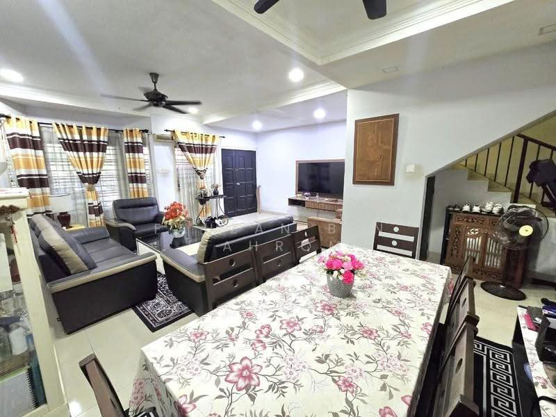 2-storey Terraced House for Sale in Kampung Jawa (Klang) - Fauzan bin Sahrom - PropertyGuru.com.my