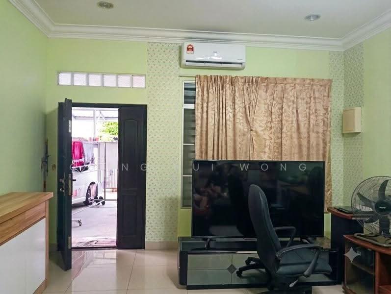 Cluster House for Sale in Kota Kinabalu (Sabah) - Ching Hui Wong - Living Room - PropertyGuru.com.my