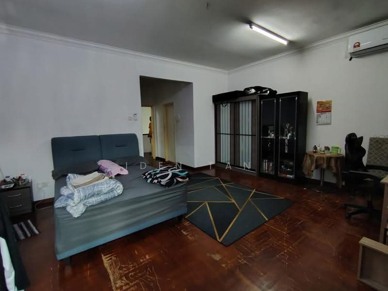 Rumah Teres 2-Tingkat untuk Dijual di Taman Gaya (Ulu Tiram) - Iden Tan - PropertyGuru.com.my