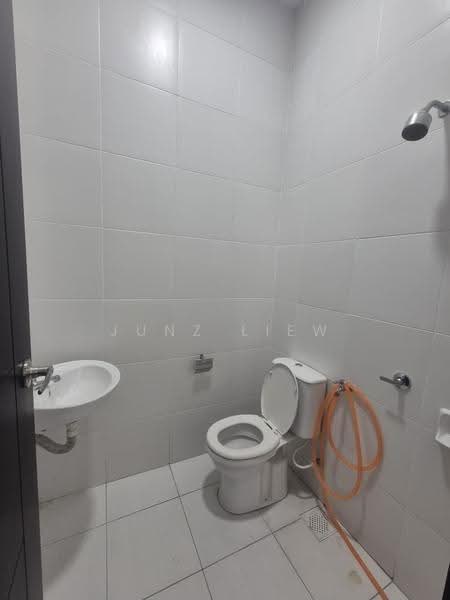 Rumah Berkembar untuk Dijual di Taman Nusa Bestari (Iskandar Puteri (Nusajaya)) - Junz Liew - Bathroom - PropertyGuru.com.my