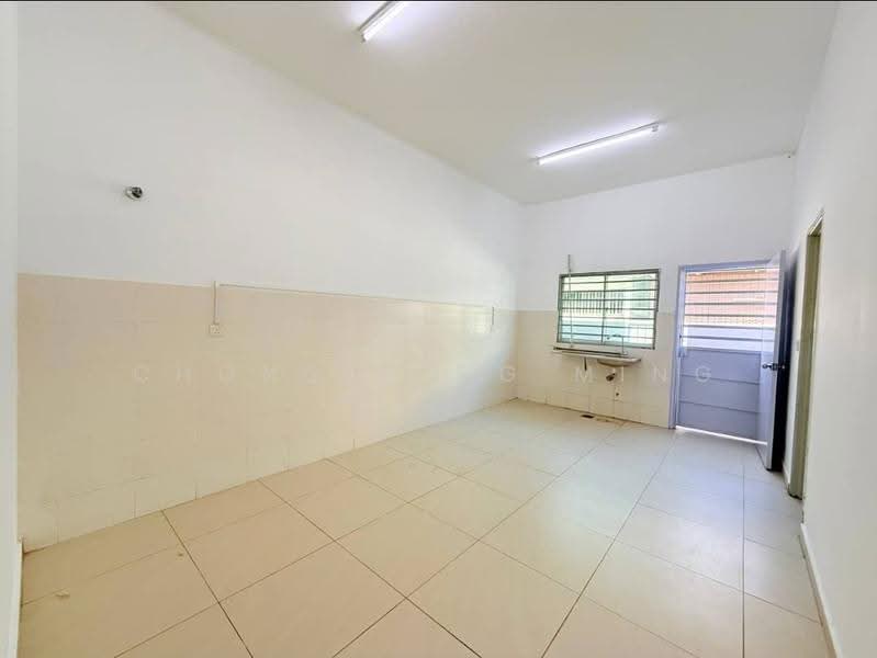 Rumah Teres 2-Tingkat untuk Dijual di Bandar Sri Sendayan (Negeri Sembilan) - Chong Ming Ming - Kitchen - PropertyGuru.com.my