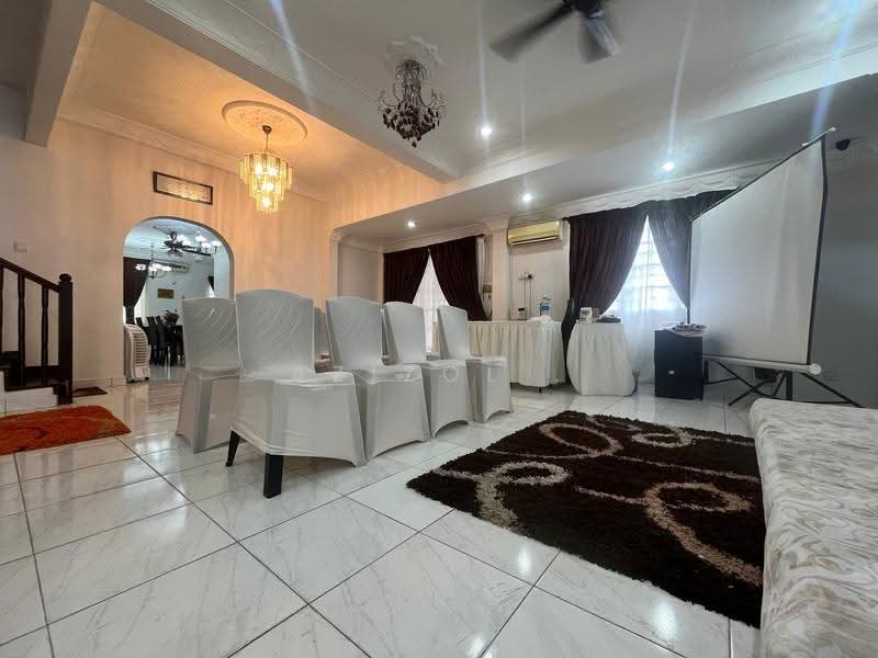 3-storey Terraced House for Sale in Seksyen 7 (Shah Alam) - Azizol . - PropertyGuru.com.my