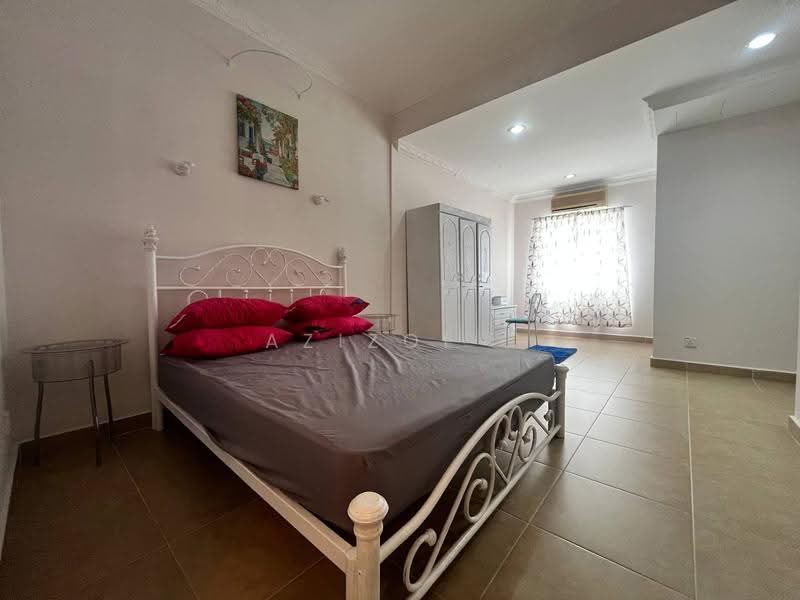 3-storey Terraced House for Sale in Seksyen 7 (Shah Alam) - Azizol . - PropertyGuru.com.my