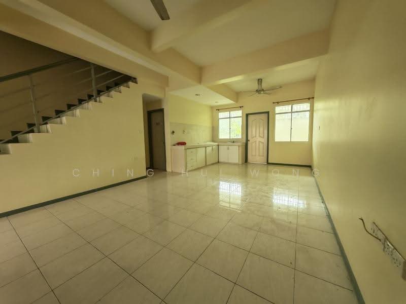 2-storey Terraced House for Sale in Penampang (Sabah) - Ching Hui Wong - Living Room - PropertyGuru.com.my