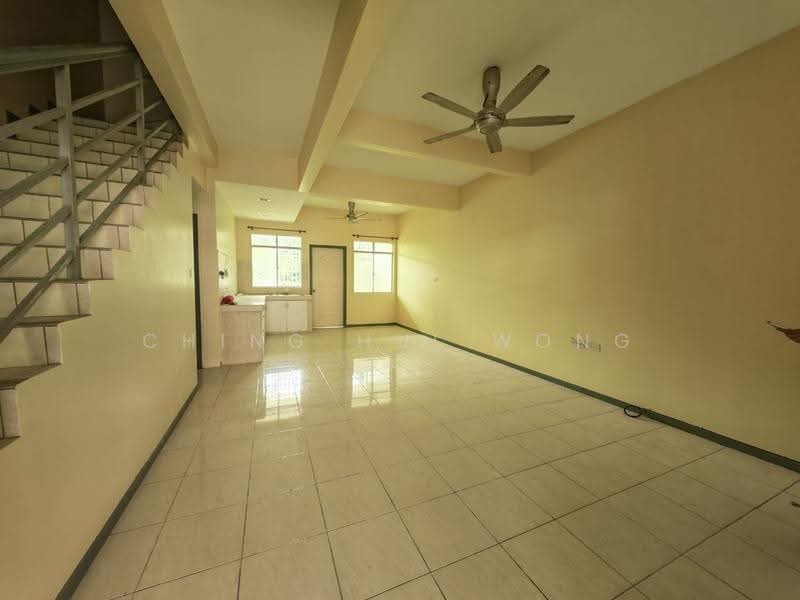 2-storey Terraced House for Sale in Penampang (Sabah) - Ching Hui Wong - Living Room - PropertyGuru.com.my