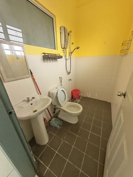 2-storey Terraced House for Sale in Penampang (Sabah) - Ching Hui Wong - Bathroom - PropertyGuru.com.my