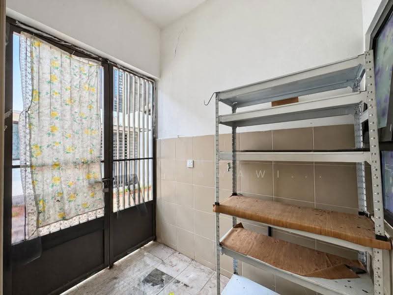 Terraced House for Sale in Elmina (Shah Alam) - Muhd Khairulnawawi Kamaruddin - Entrance - PropertyGuru.com.my