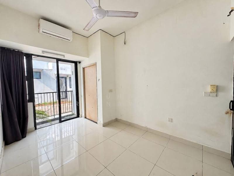 Terraced House for Sale in Elmina (Shah Alam) - Muhd Khairulnawawi Kamaruddin - Balcony - PropertyGuru.com.my