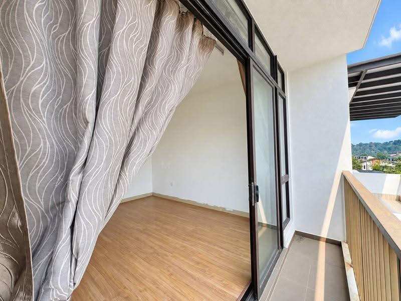 Terraced House for Sale in Elmina (Shah Alam) - Muhd Khairulnawawi Kamaruddin - Balcony - PropertyGuru.com.my