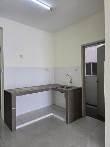Kondominium untuk Disewa di Residensi Teratai - Eda M - Kitchen - PropertyGuru.com.my
