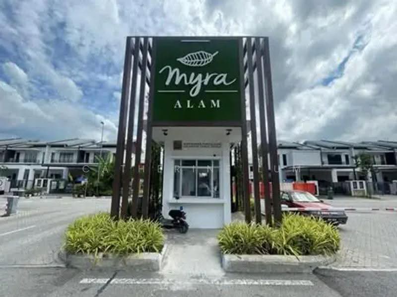 Rumah Teres 2-Tingkat untuk Dijual di Puncak Alam (Selangor) - Catherine Lum - Exterior - PropertyGuru.com.my
