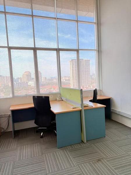 Office for Rent in Taman Bukit Jambul (Bukit Jambul) - Freddy Tan - Interior - PropertyGuru.com.my