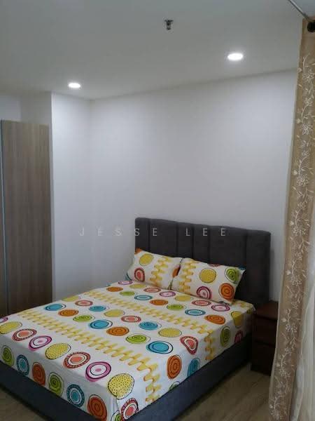 Kediaman Servis untuk Disewa di Emerald Avenue - Jesse Lee - Bedroom - PropertyGuru.com.my