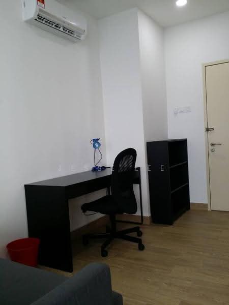 Kediaman Servis untuk Disewa di Emerald Avenue - Jesse Lee - Study - PropertyGuru.com.my