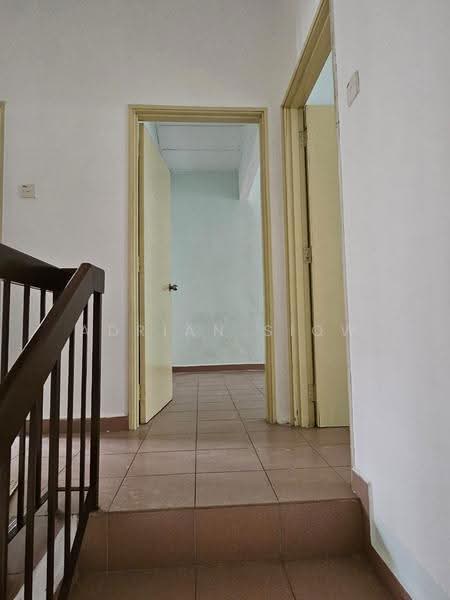 Terraced House for Sale in Taman Desa Serdang (Seri Kembangan) - Adrian Siow - Interior - PropertyGuru.com.my