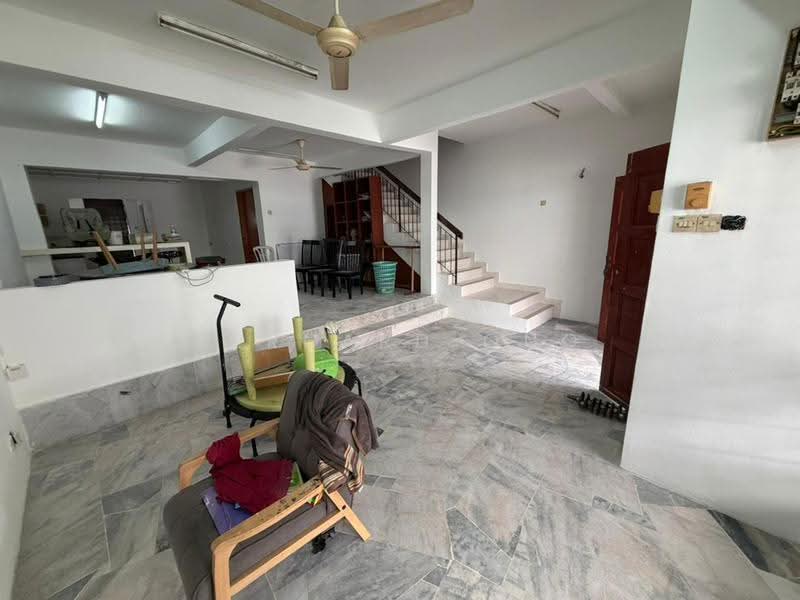 2-storey Terraced House for Sale in Bandar Country Homes (Rawang) - Bernard Ong - Living Room - PropertyGuru.com.my