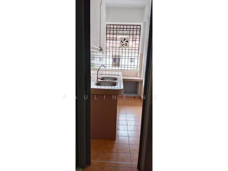 Shop / Office for Sale in Nusa Bestari (Johor Bahru) - Pauline Ng - Kitchen - PropertyGuru.com.my