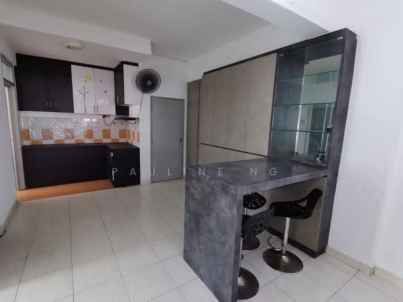Shop / Office for Sale in Nusa Bestari (Johor Bahru) - Pauline Ng - Kitchen - PropertyGuru.com.my